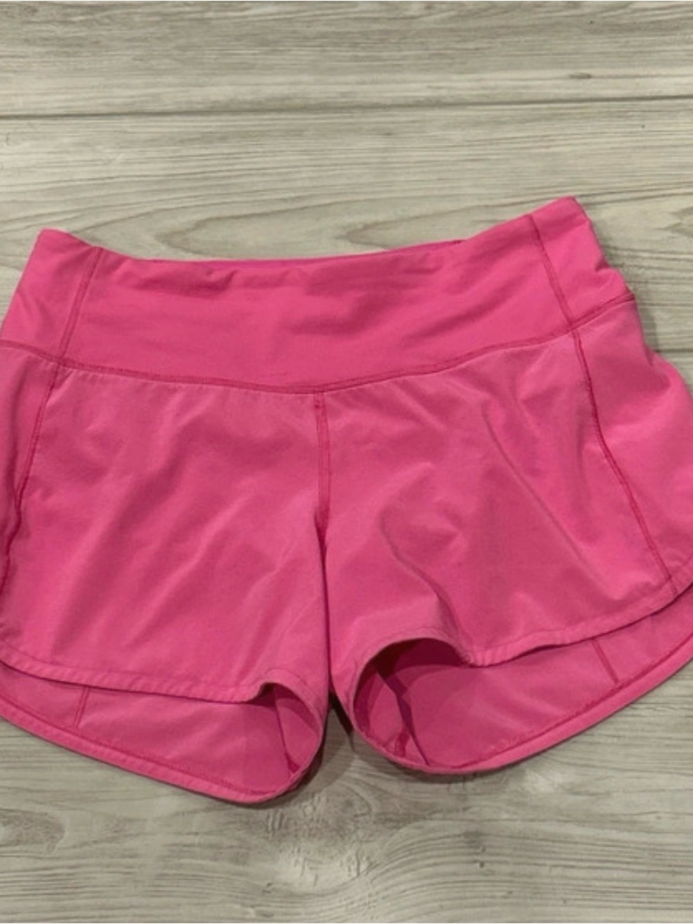 Lululemon speed up shirts sz 4 Women's Pink Active Shorts